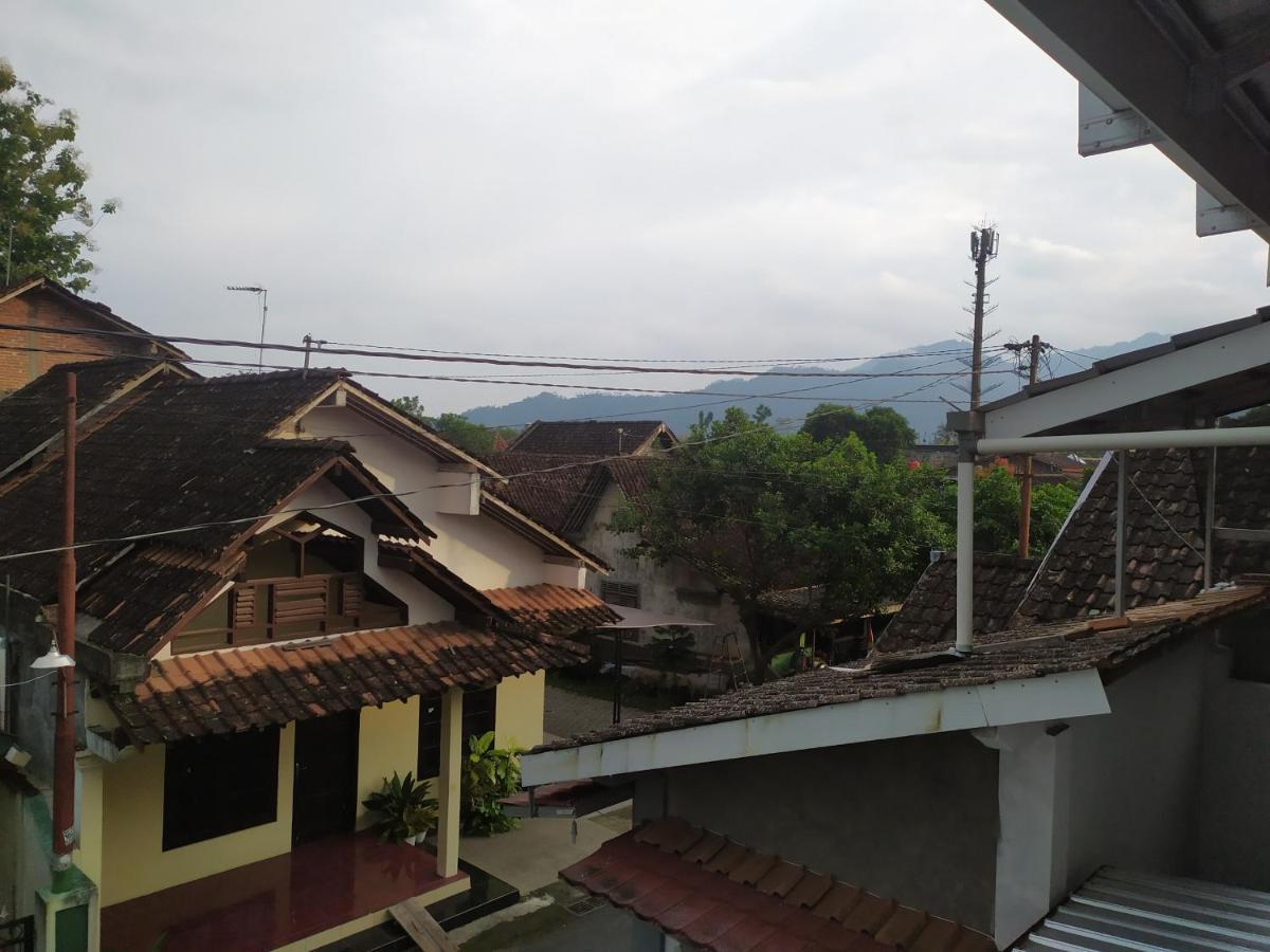 Homestay Mami Borobudur Magelang Esterno foto